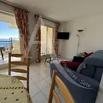 1 Avec Terrasse Vue Dans Avec Piscine *