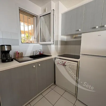 1 Avec Terrasse Vue Dans Avec Piscine