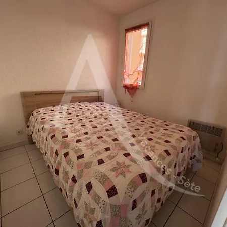 1 Avec Terrasse Vue Dans Avec Piscine Appartamento Sète